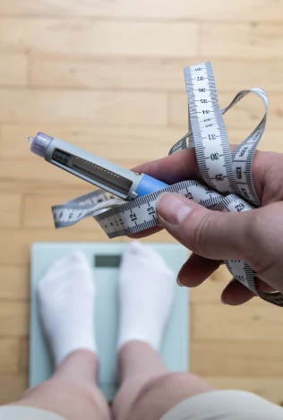 A importância da suplementação para quem faz tratamento com canetas de emagrecimento